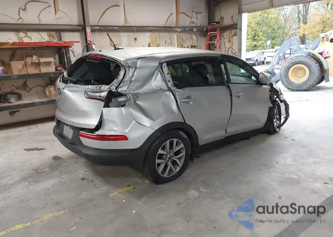 2015 Kia Sportage Lx z USA, uszkodzony, nr VIN KNDPB3AC6F7782226